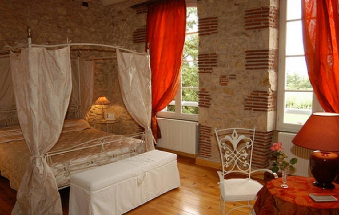 Bed and Breakfast Domaine De Paguy Betbezer Zimmer foto